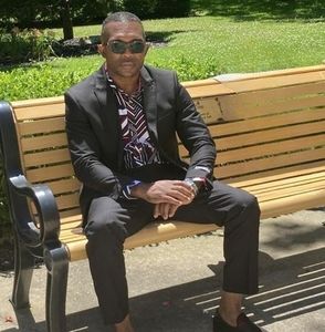 Meet your Posher, Robert